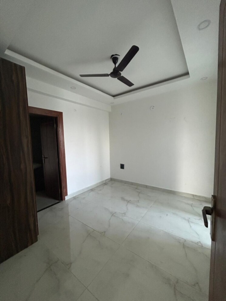 Room, turner road 3 Bedroom 1530 Sq.Ft. Apartment In Turner Road Dehradun 9112497