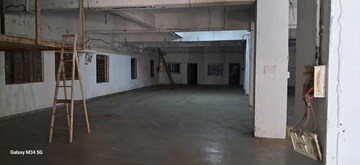 Parking in  Warehouse at Pawne – for Rent