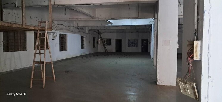  Parking, pawne Commercial Warehouse 10000 Sq.Yd. In Pawne Navi Mumbai 9112488