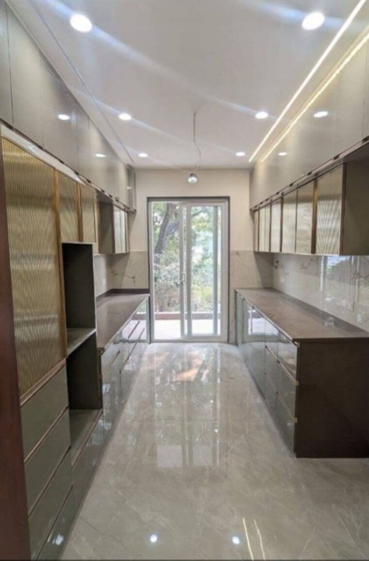 Kitchen, neharpar 4 Bedroom 2400 Sq.Ft. Builder Floor In Neharpar Faridabad 9112113