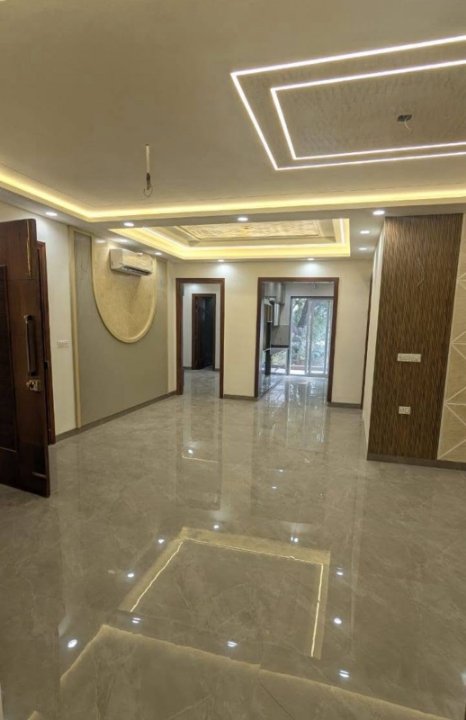 4 BHK + Servant Room Builder Floor For Sale in Neharpar