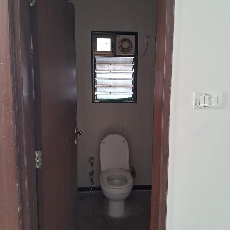 Bathroom, sahakar nagar 2 Bedroom 1250 Sq.Ft. Apartment In Sahakar Nagar Pune 9112536