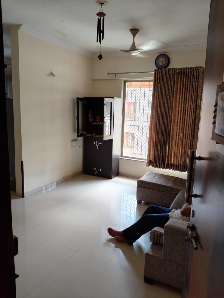 Living Room, platinum-9 3 Bedroom 1250 Sq.Ft. Apartment In Baner Pune 9112577