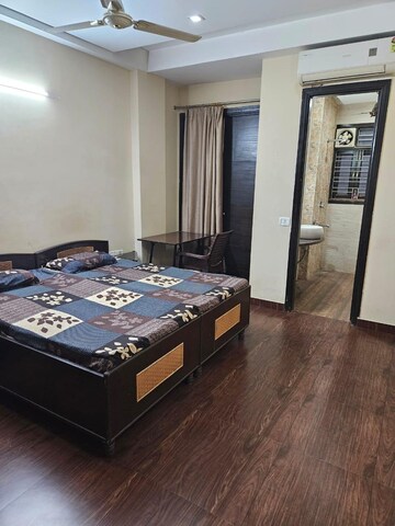 Bedroom in 2 BHK Builder Floor at Sector 56 – for Rent