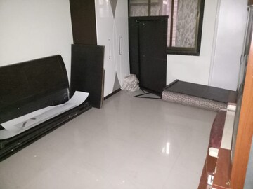 1 RK Apartment For Rent in Hormuz Mansion, Cumbala Hill