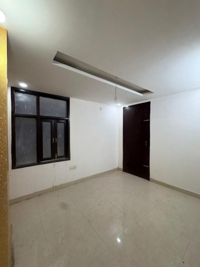 Room, rattan-apartment 3 Bedroom 950 Sq.Ft. Builder Floor In Khanpur Delhi 9112593