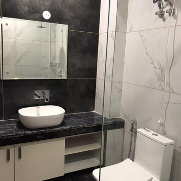 Kitchen in 3 BHK Builder Floor at Sector 46 – for Rent