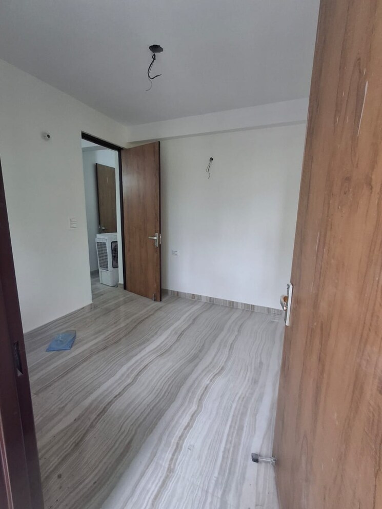 Room, palm-residency-chhatarpur 1 Bedroom 550 Sq.Ft. Apartment In Chattarpur Delhi 9112662