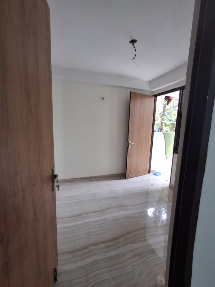 Room, palm-residency-chhatarpur 1 Bedroom 550 Sq.Ft. Apartment In Chattarpur Delhi 9112662