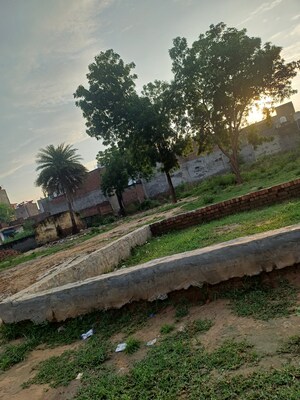  Plot – Garden View at Dheeraj Nagar - for Sale