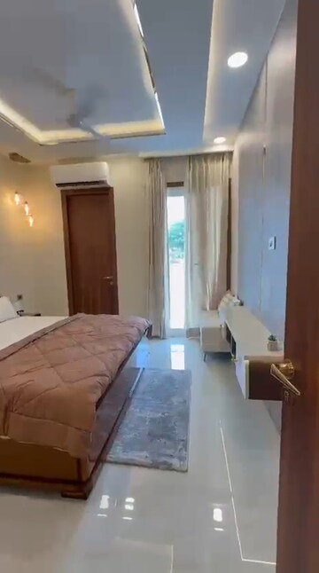 Building Lobby in 3 BHK Builder Floor at JMS The Majestic, Manesar Sector 9 – for Sale