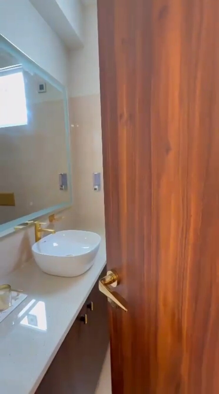 Bathroom, jms-the-majestic 3 Bedroom 152 Sq.Yd. Builder Floor In Manesar Sector 9 Gurgaon 9112670