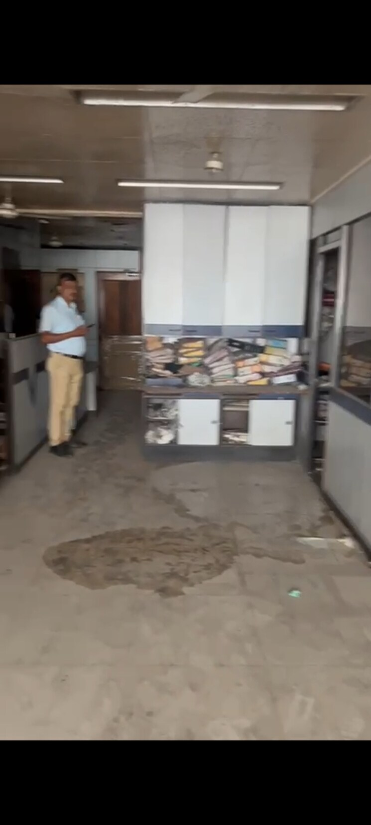 Kitchen, park street Commercial Office Space 1200 Sq.Ft. In Park Street Kolkata 9112699