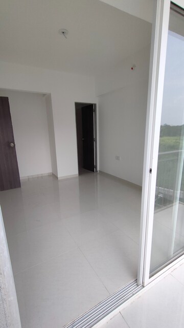 Room in 2 BHK Apartment at Godrej Vihaa, Badlapur East – for Rent