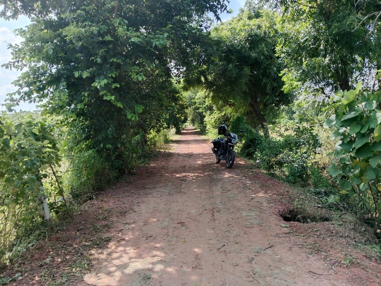 Garden, gwalior road  140 Sq.Yd. Plot In Gwalior Road Agra 9112738