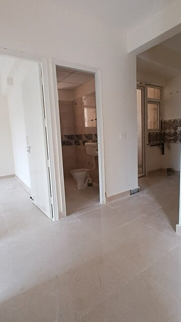 Room in 3 BHK Builder Floor at Sector 36 – for Sale