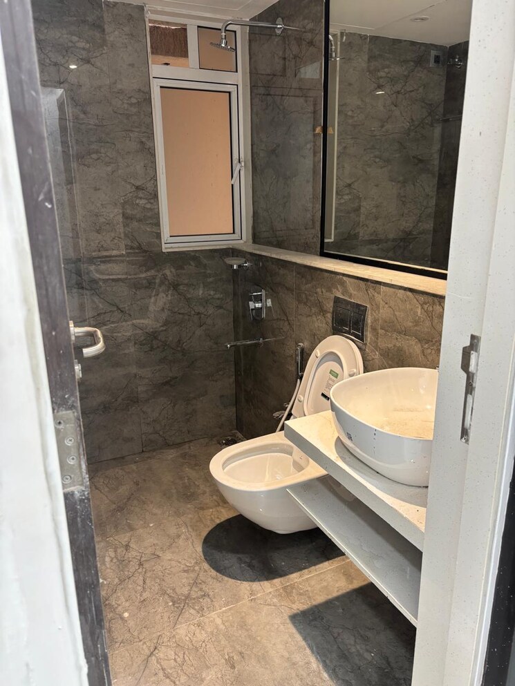 Bathroom, nahar-amaryllis-towers-and-plaza 2 Bedroom 577 Sq.Ft. Apartment In Chandivali Mumbai 9112761