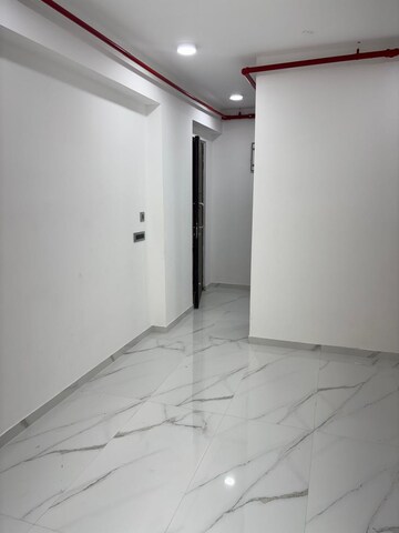 Room in 2 BHK Apartment at Nahar Amaryllis Towers and Plaza, Chandivali – for Rent
