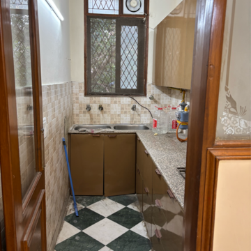 Kitchen in 2 BHK Apartment at Dayanand Colony – for Rent
