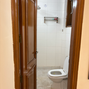 Attached Bathroom in 2 BHK Apartment at Dayanand Colony – for Rent