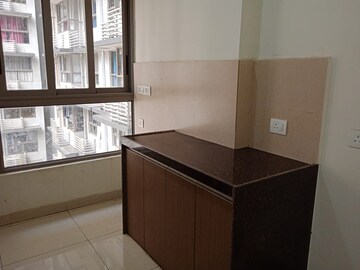 Room in 2 BHK Apartment at The Wadhwa The Address, Ghatkopar West – for Rent