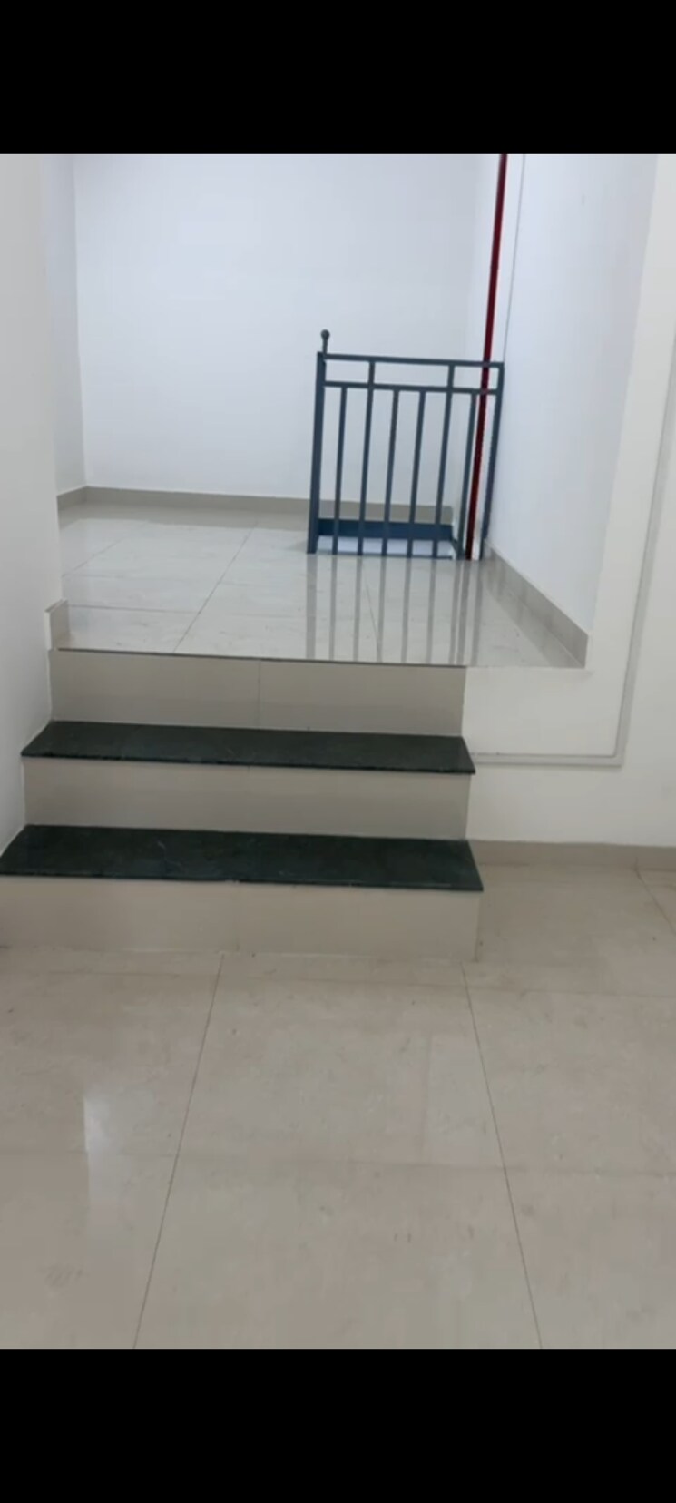 undefined, naupada Commercial Shop 350 Sq.Ft. In Naupada Thane 9112794