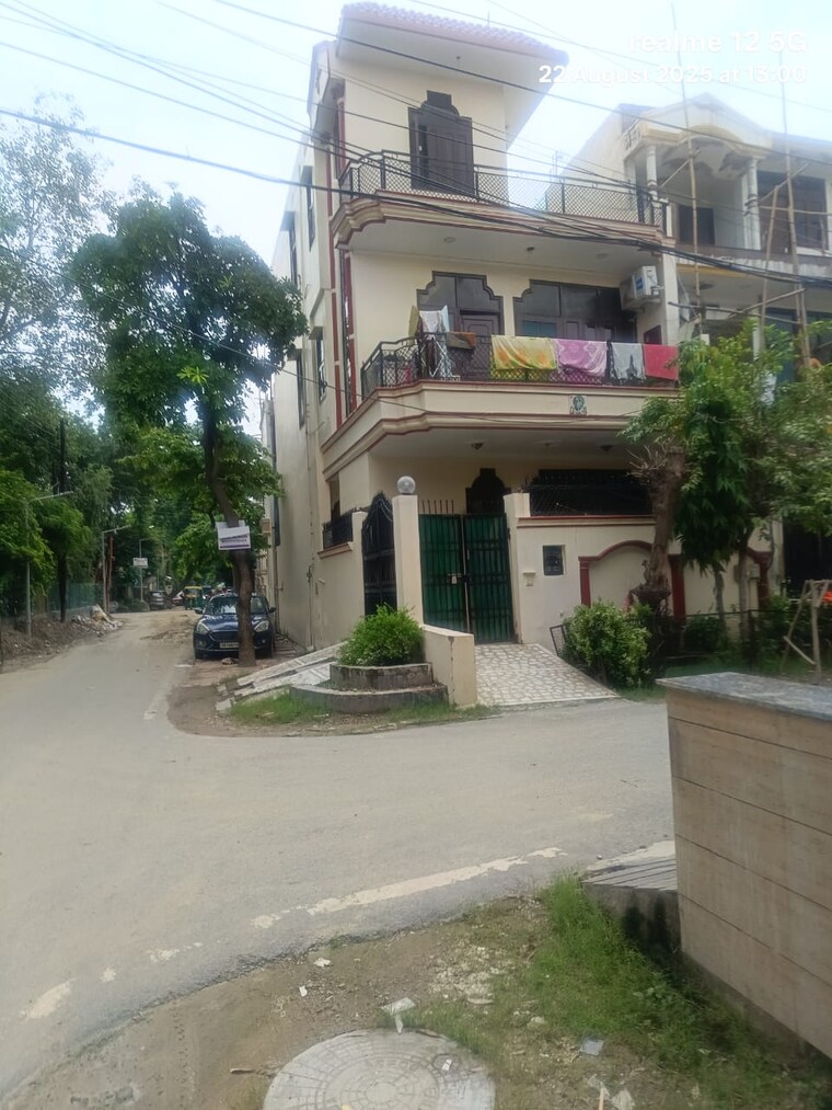 Exterior View, sector 41 3 Bedroom 100 Sq.Mt. Independent House In Sector 41 Noida 9112824