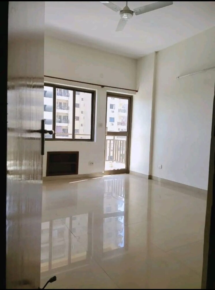 Room, ardee-city-palm-grove-heights 3 Bedroom 2035 Sq.Ft. Apartment In Sector 52 Gurgaon 9112842