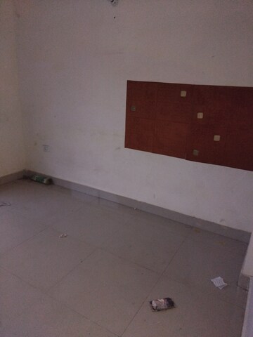 Furnished Amenities in 2 BHK Apartment at Conscient Habitat 78, Sector 78 – for Rent