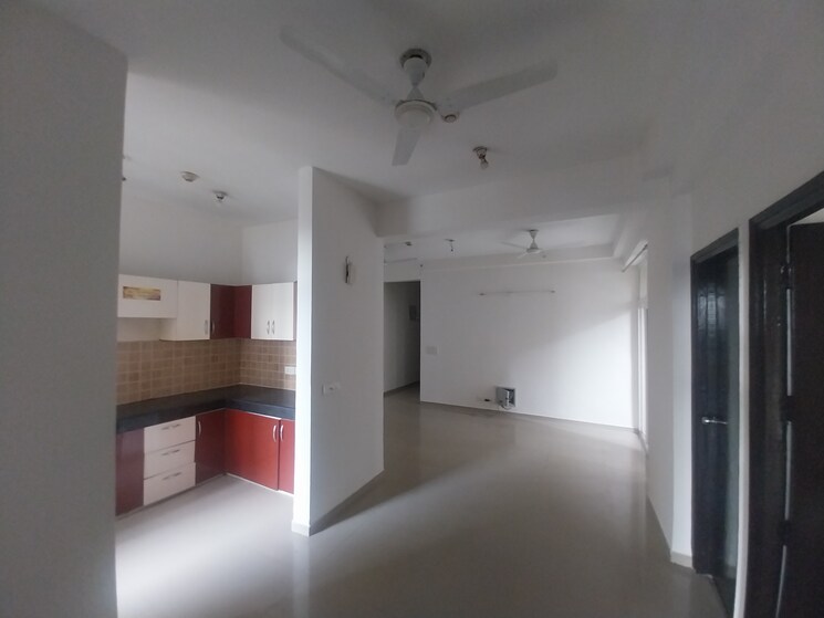 Kitchen, mahagun-mywoods-iii 2 Bedroom 960 Sq.Ft. Apartment In Sector 16c Greater Noida Greater Noida 9112896