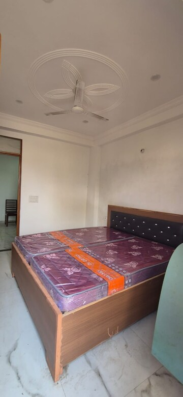 Bedroom in 3 BHK Apartment at Palm Residency Chhatarpur, Chattarpur – for Rent