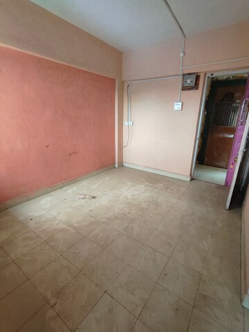 Room in 1 RK Apartment at Sanghvi Regency, Kalyan West – for Rent