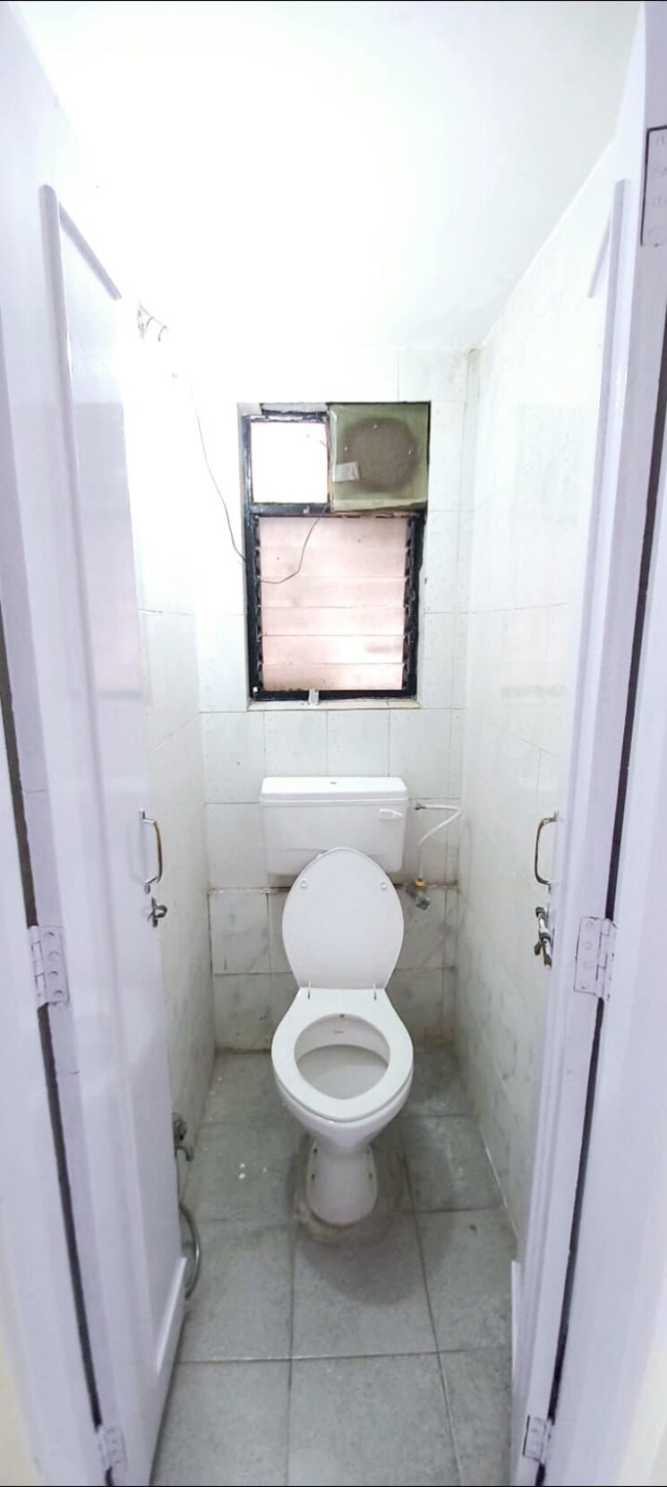 Bathroom, lunkad-colonnade-i 1 Bedroom 550 Sq.Ft. Apartment In Viman Nagar Pune 9112948