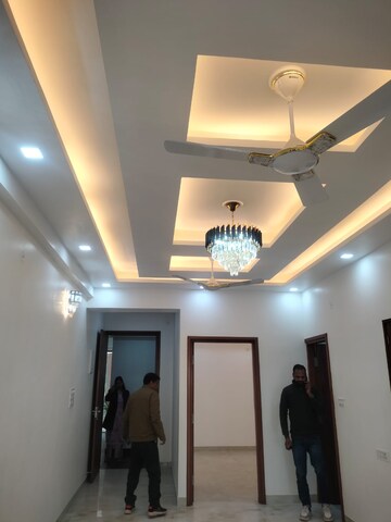 Room in 3 BHK Builder Floor at Sahastradhara – for Sale