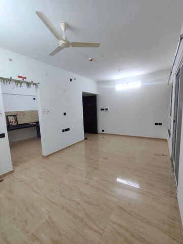 Room in 2 BHK Apartment at Galaxy Erela, Mahalunge – for Rent