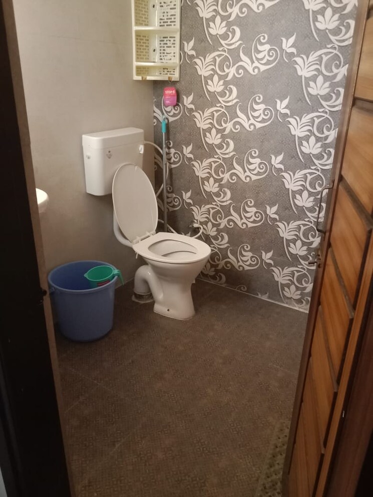 Bathroom, dehradun cantt 2 Bedroom 758 Sq.Ft. Builder Floor In Dehradun Cantt Dehradun 9112969