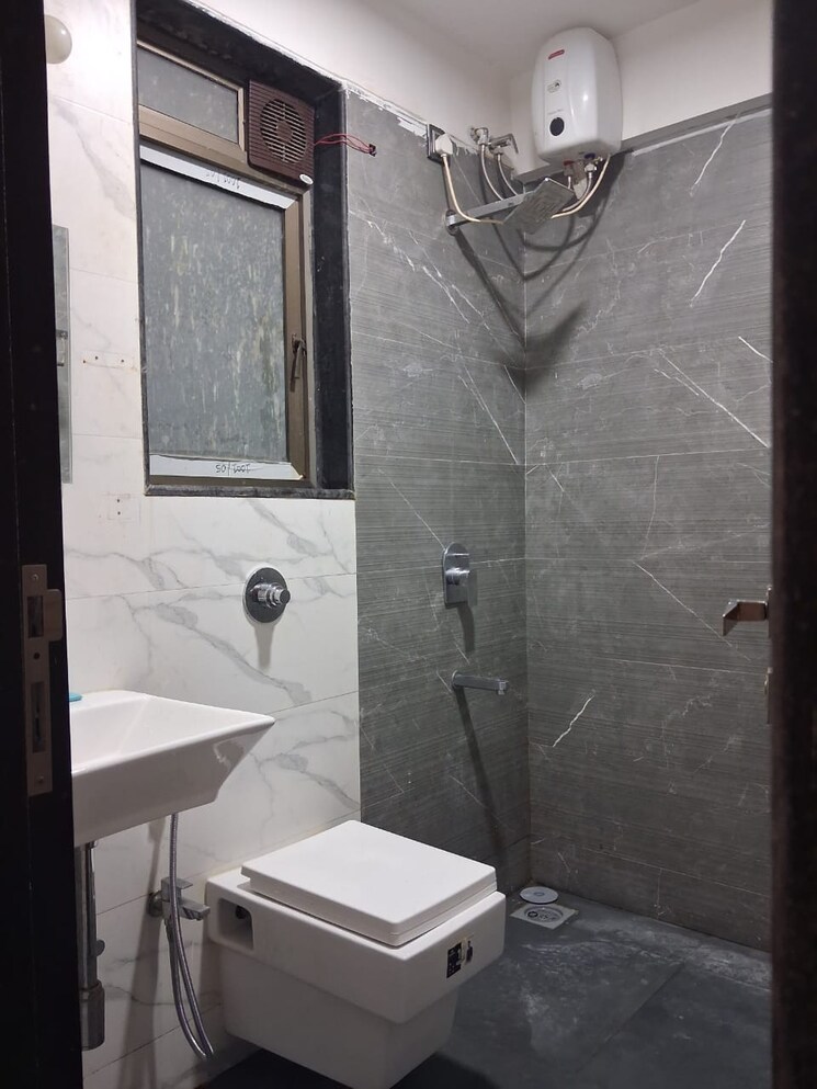 Bathroom, shiv-shakti-tower-28 2 Bedroom 691 Sq.Ft. Apartment In Malad East Mumbai 9112991