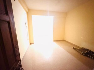 Room in 2 BHK Builder Floor at Kalinga Nagar – for Rent