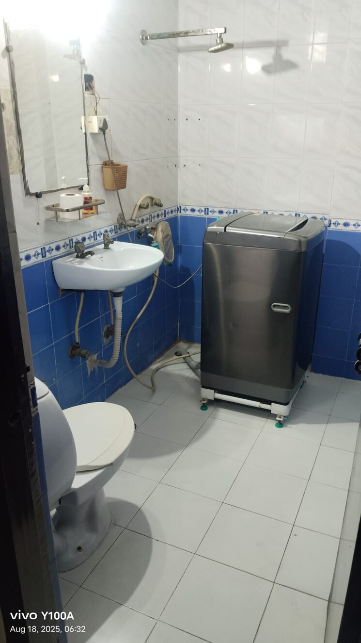 Team Area, sector 45 2 Bedroom 950 Sq.Ft. Apartment In Sector 45 Faridabad 9113017