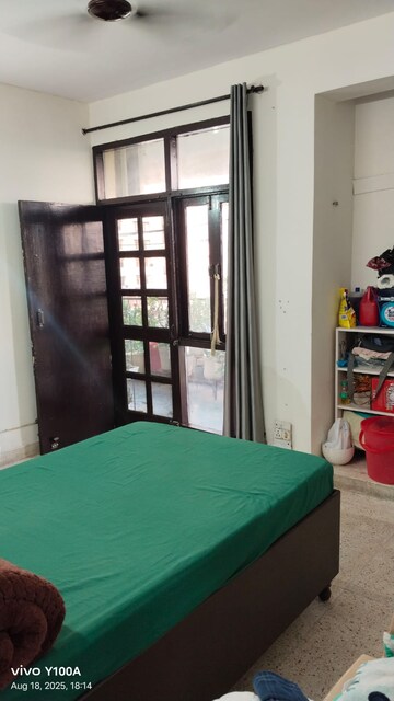 Bedroom in 2 BHK Apartment at Sector 45 – for Rent