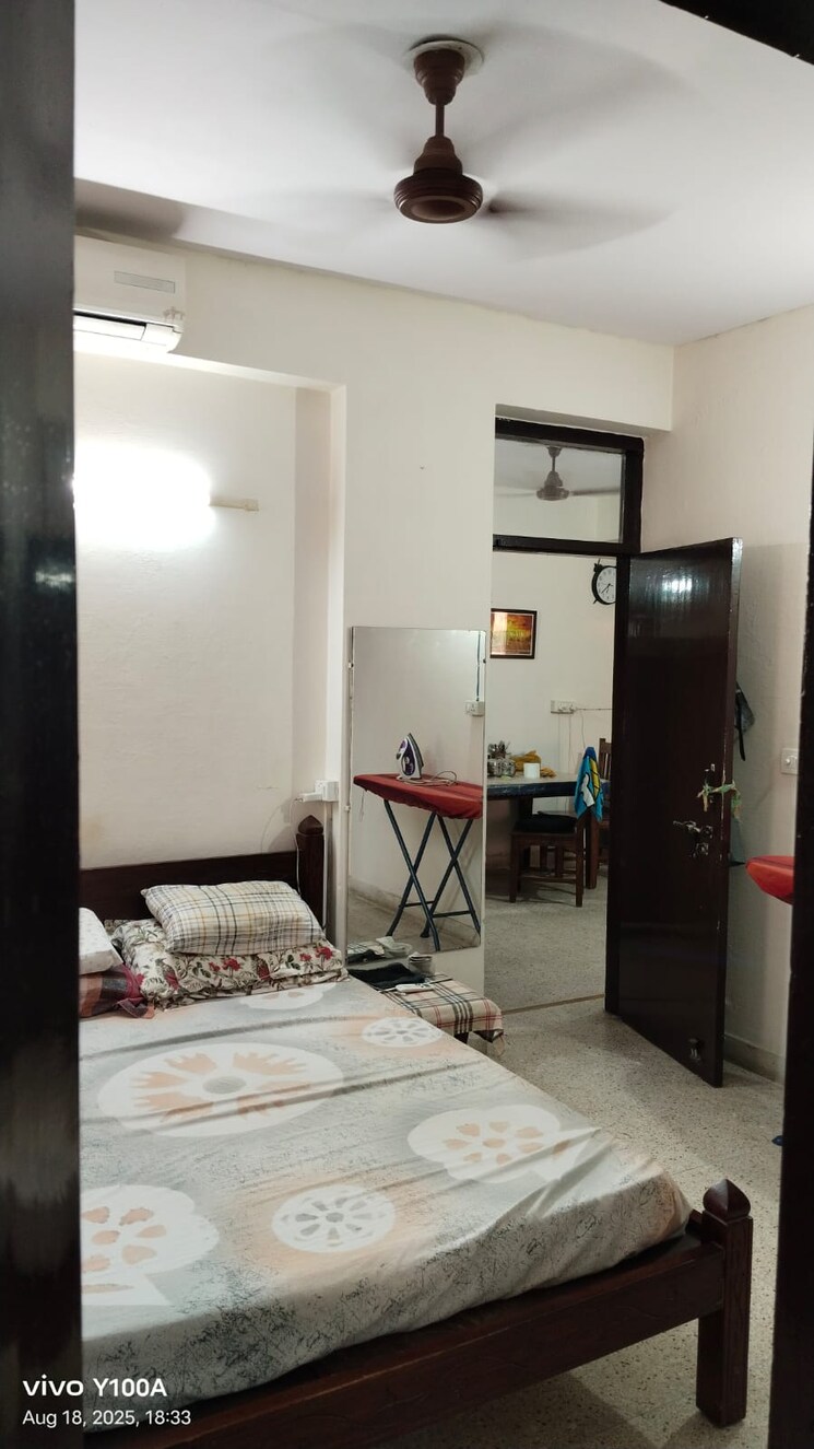 Bedroom, sector 45 2 Bedroom 950 Sq.Ft. Apartment In Sector 45 Faridabad 9113017