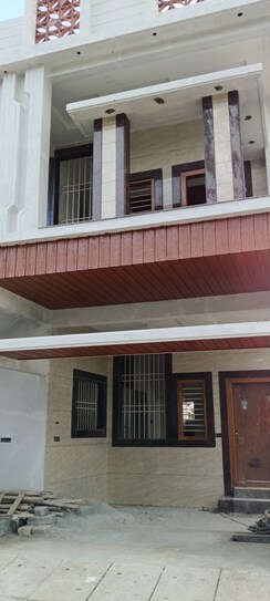 5 BHK + Pooja Room,Servant Room Independent House For Sale in Horamavu