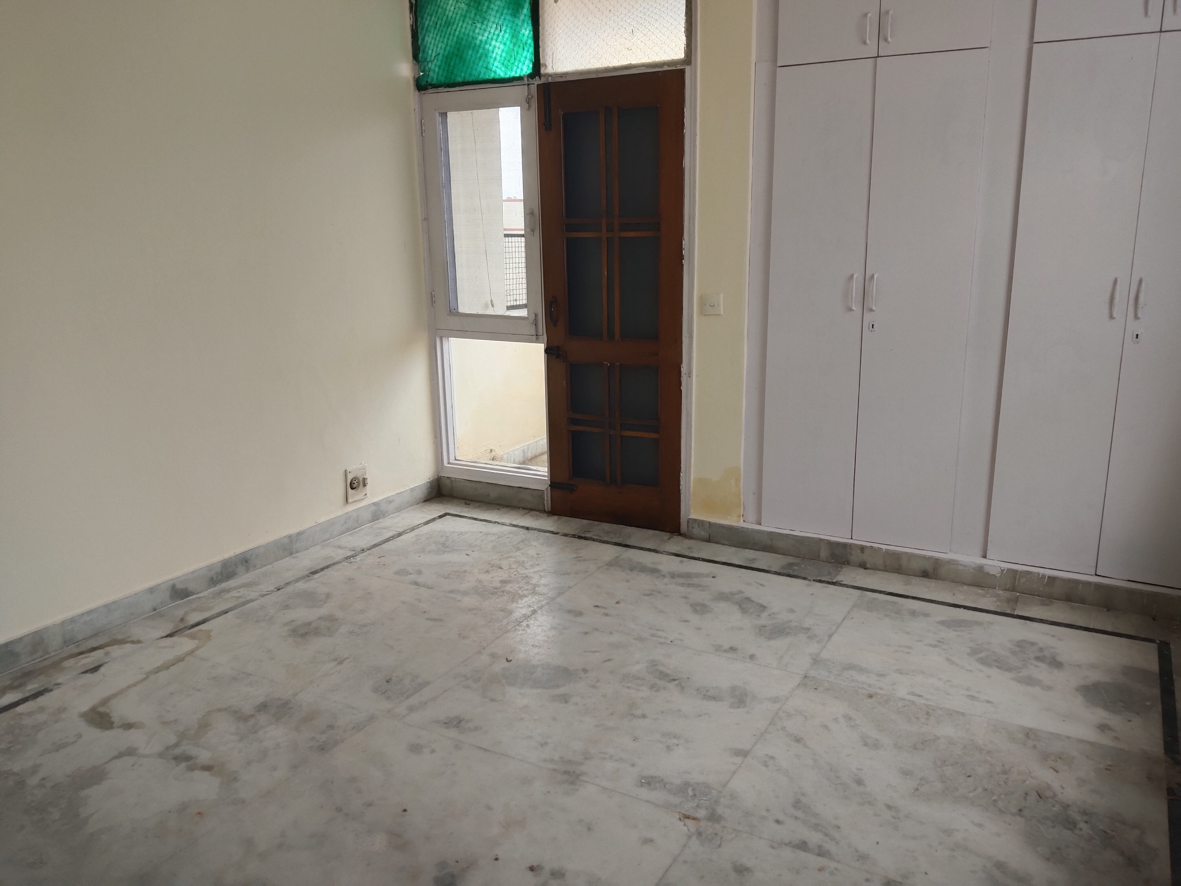 3 BHK Apartment For Rent in Sector 21c Faridabad 