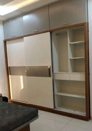Room in 2 BHK Apartment at INDIS Viva City, Kondapur – for Rent