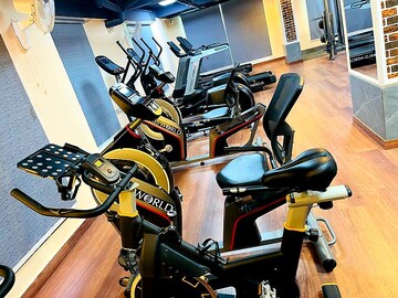 Gym in 4 BHK Apartment at Ratan Galaxy, Vrindavan Yojna – for Sale