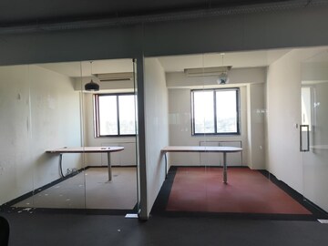 Room in  Office Space at Prime Corporate Park, Andheri East – for Rent