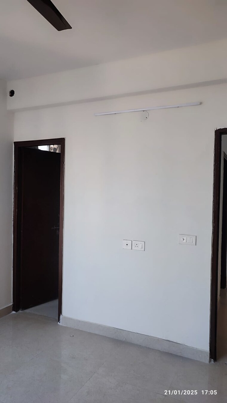 Room, signature-global-proxima 2 Bedroom 685 Sq.Ft. Apartment In Sector 89 Gurgaon 9113083