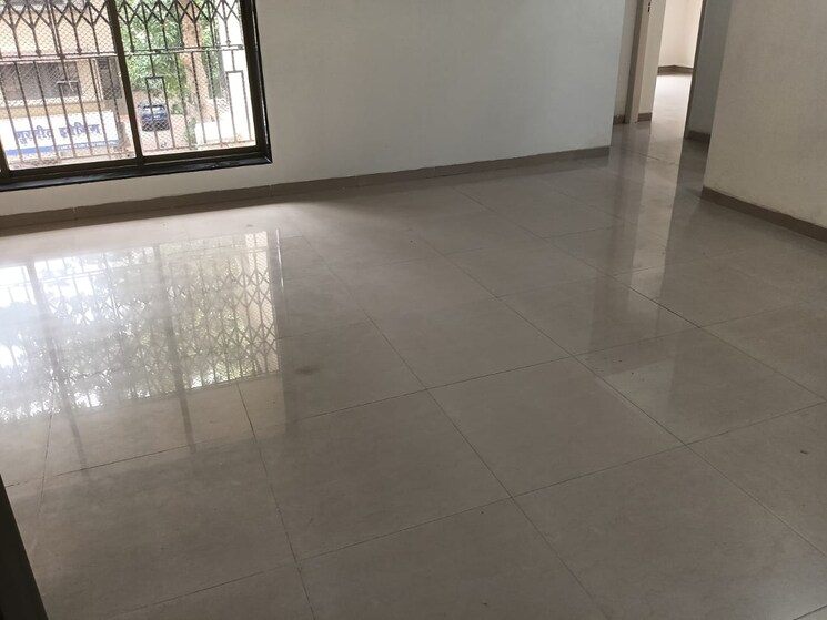 Room, sima-building 1 Bedroom 520 Sq.Ft. Apartment In Chembur Mumbai 9113126