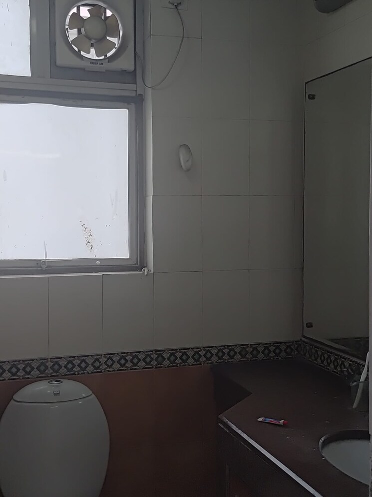 Bathroom, eros-wembley-estate 2 Bedroom 1040 Sq.Ft. Apartment In Sector 50 Gurgaon 9113131