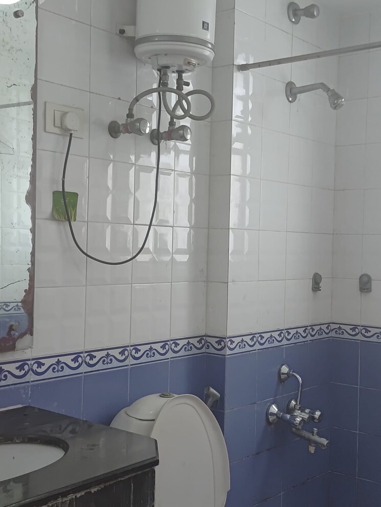 Bathroom, eros-wembley-estate 2 Bedroom 1040 Sq.Ft. Apartment In Sector 50 Gurgaon 9113131
